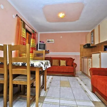 Fazana 13742d Stinjan