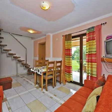 Fazana 13742d Stinjan