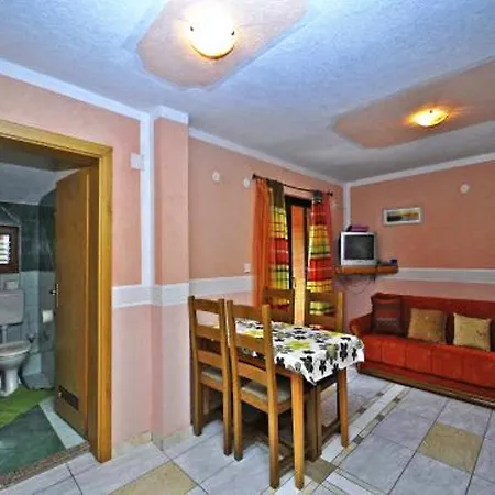 Fazana 13742d Apartment Stinjan